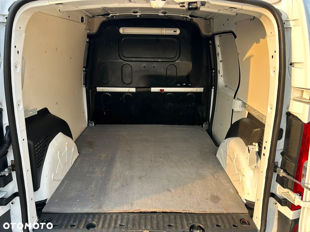 Mercedes-Benz Citan - 19