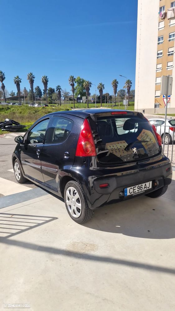 Peugeot 107 1.0 Active - 2