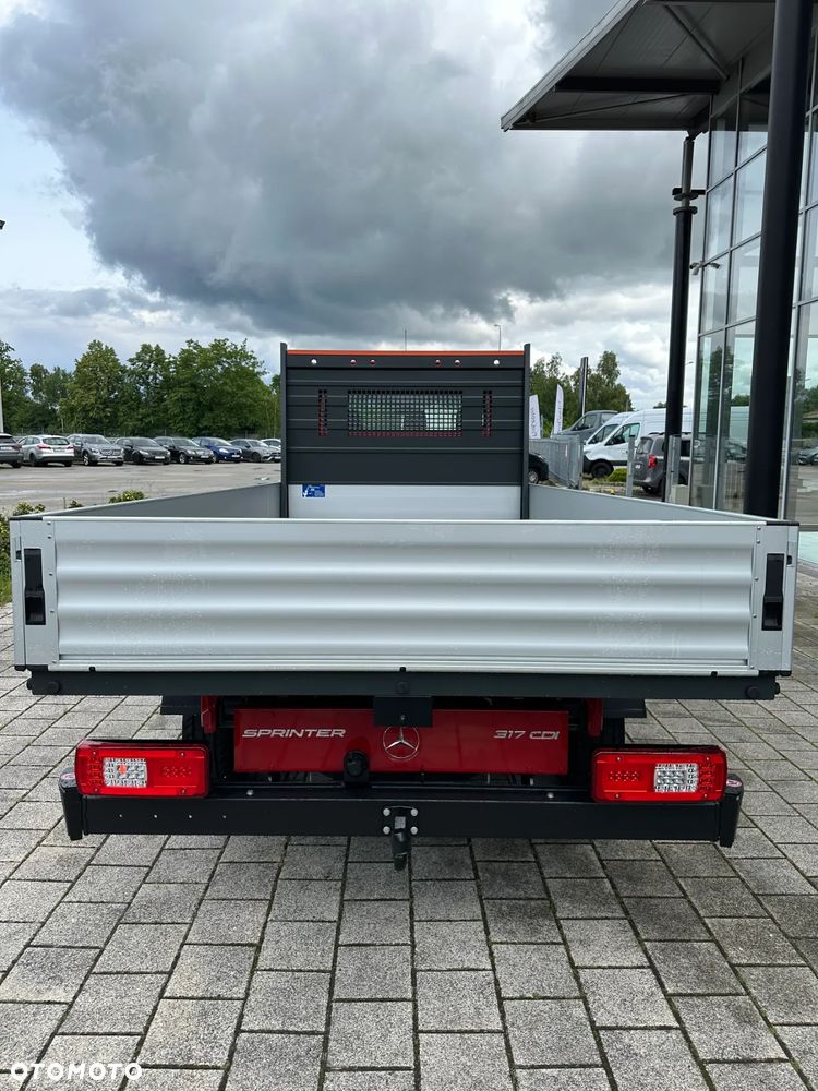 Mercedes-Benz Sprinter - 7