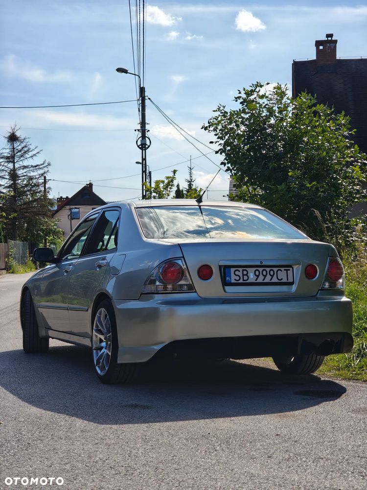 Lexus IS 200 Prestige - 4