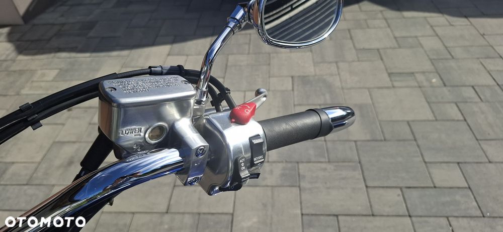 Yamaha XVZ - 15