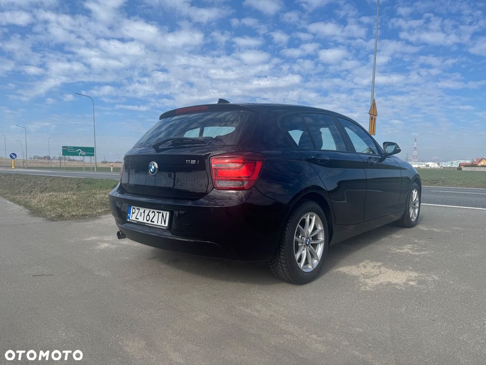 BMW Seria 1 116i - 11