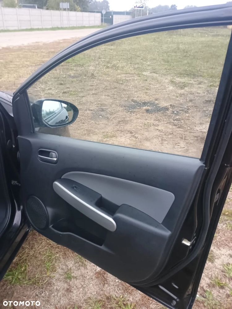Mazda 2 - 14