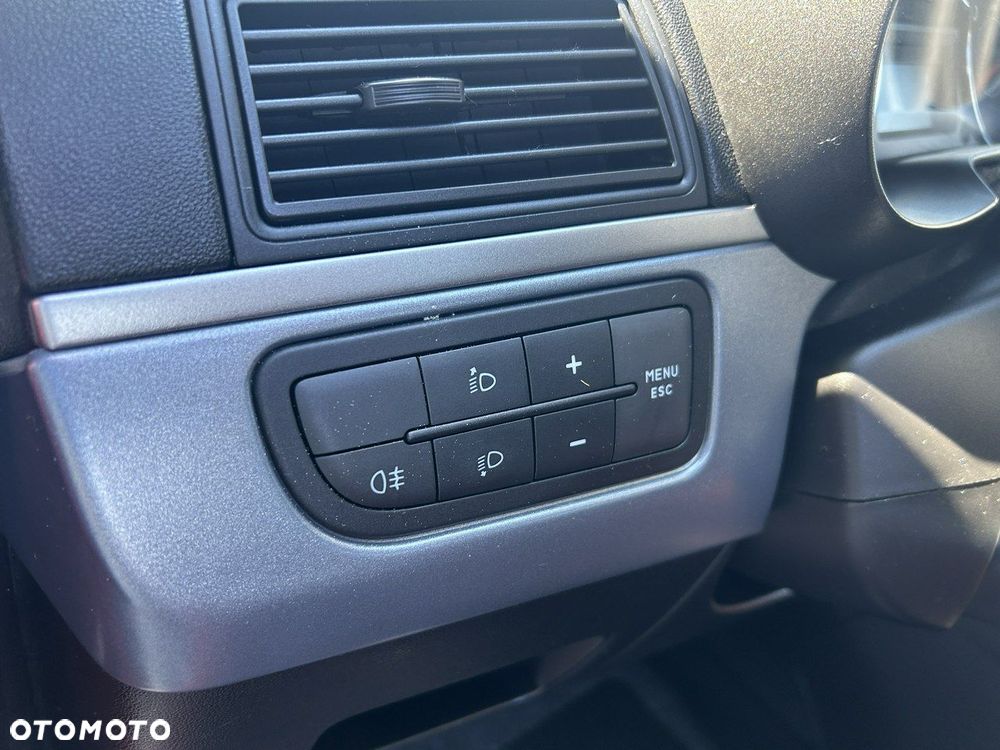 Fiat Punto 1.4 Young - 10