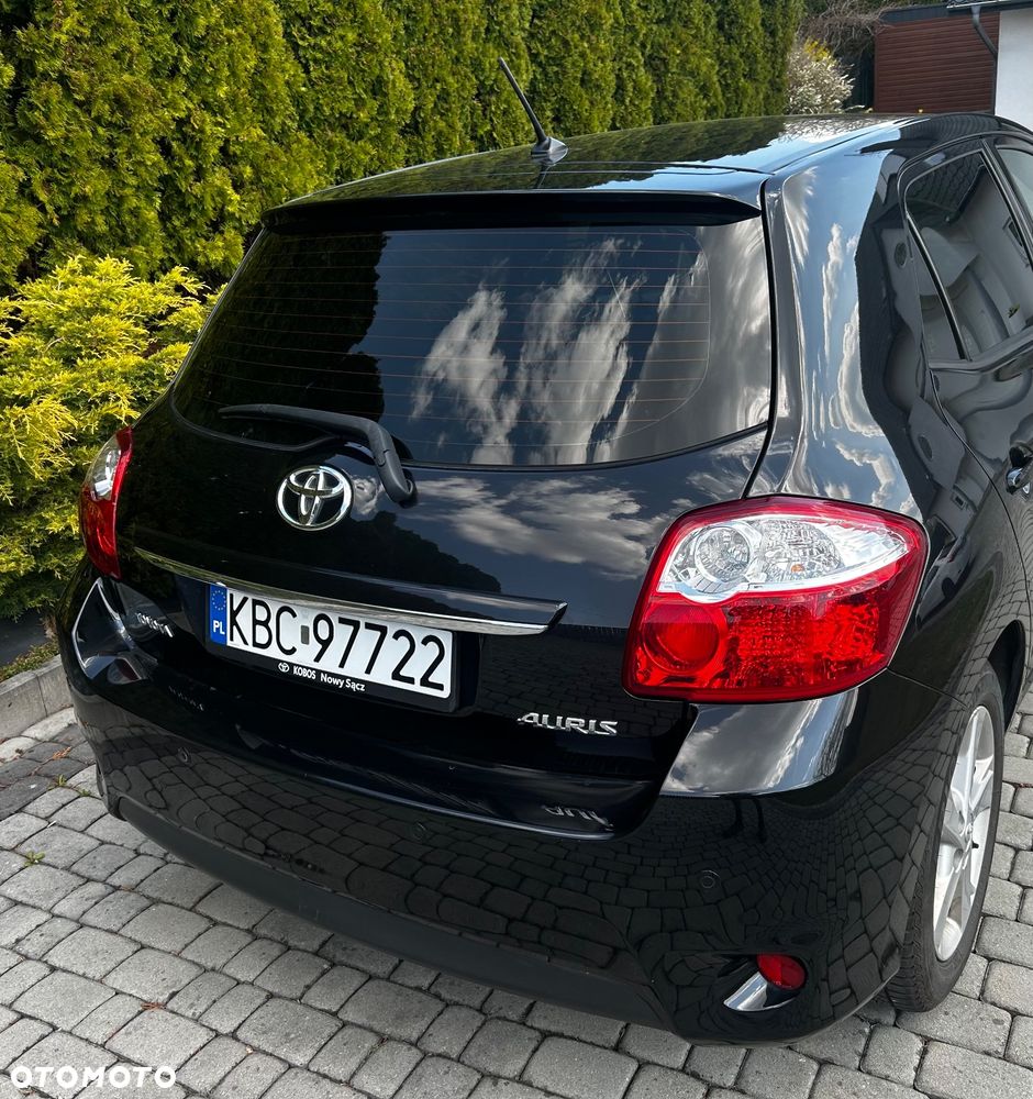 Toyota Auris 1.6 Premium - 4