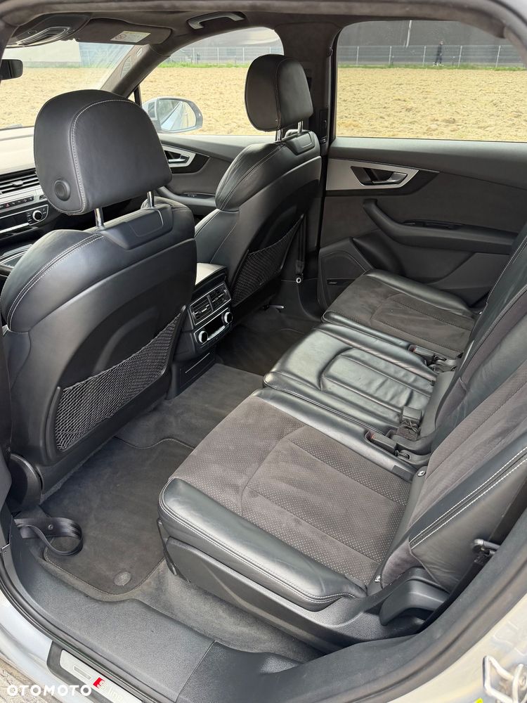 Audi Q7 - 26