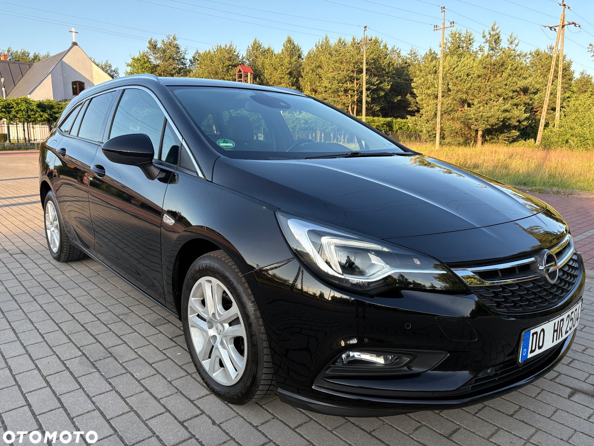 Opel Astra 1.4 Turbo Start/Stop Automatik Sports Tourer Innovation - 1