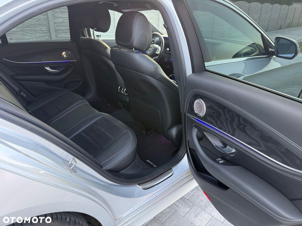 Mercedes-Benz Klasa E 220 d 4-Matic 9G-TRONIC - 8
