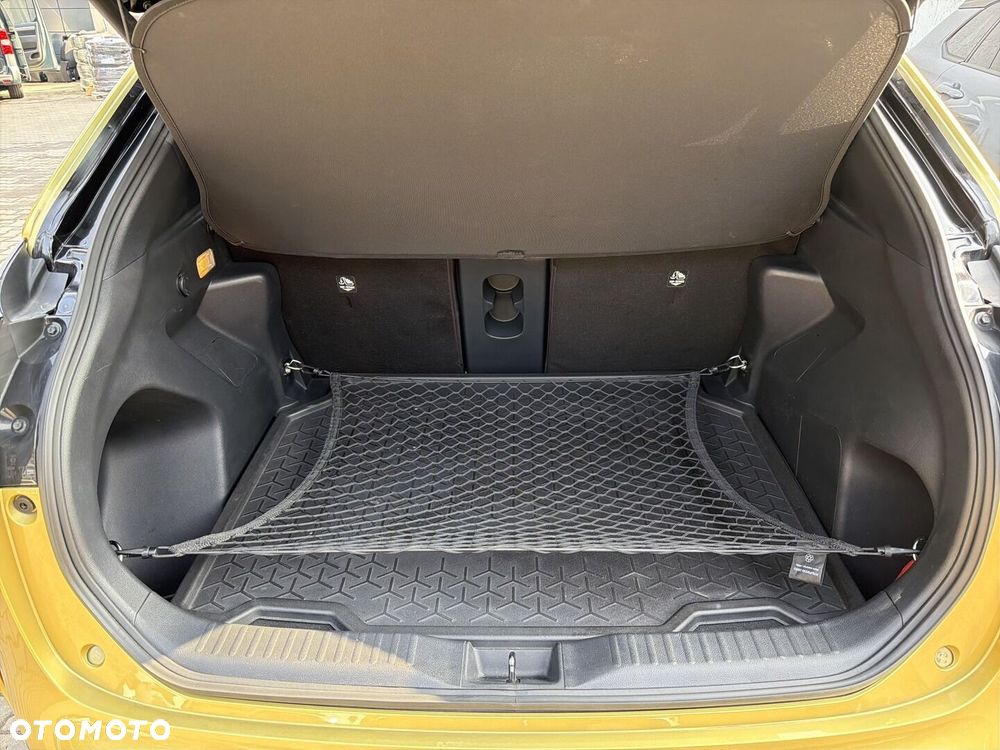 Toyota Yaris Cross Hybrid 1.5 Premiere Edition 4x4 - 21