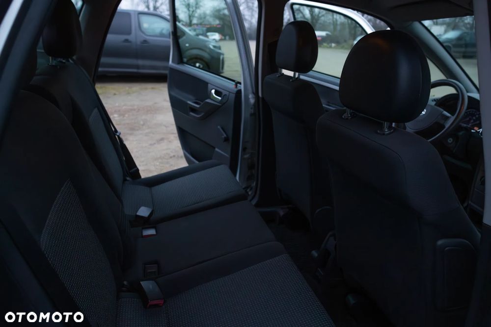 Opel Meriva 1.6 16V - 13