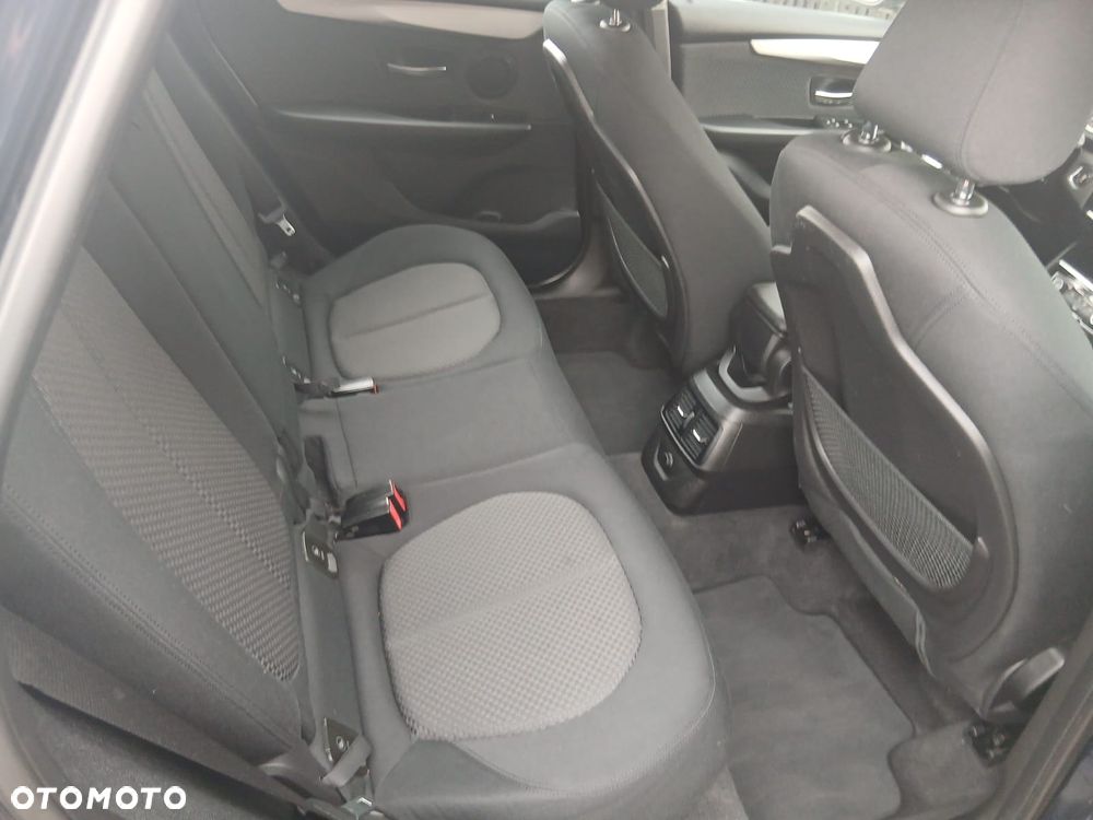 BMW Seria 2 218d xDrive Luxury Line - 26
