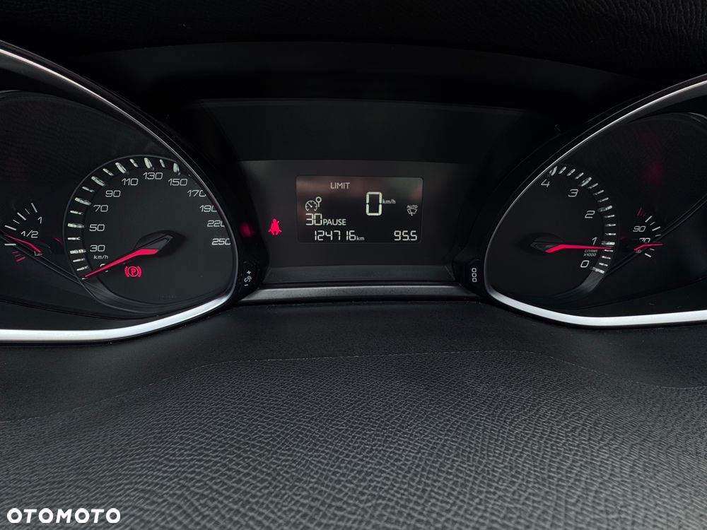 Peugeot 308 PureTech 130 GPF Stop & Start Active Business-Paket - 25