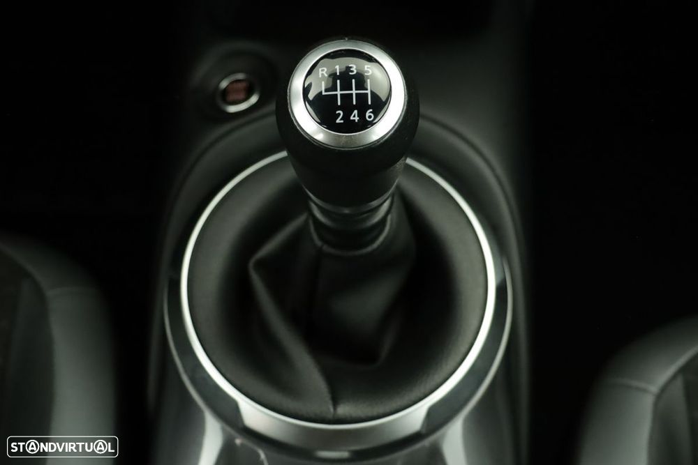 Nissan Juke 1.0 DIG-T N-Design Black - 13