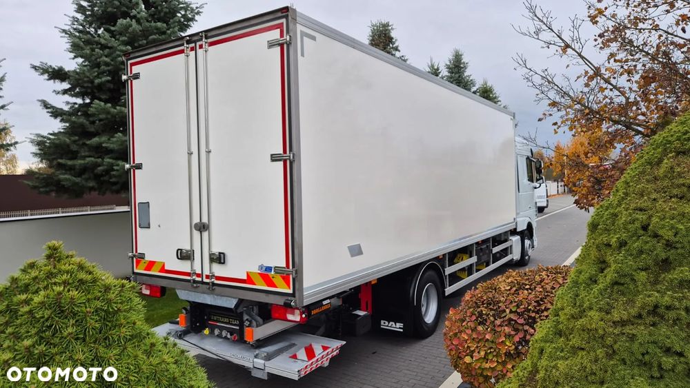 DAF XF 430/// 2022/// PRZEB: 188000 KM/// CHŁODNIA/// THERMO-KING/// WINDA/// STAN JAK NOWY! - 6