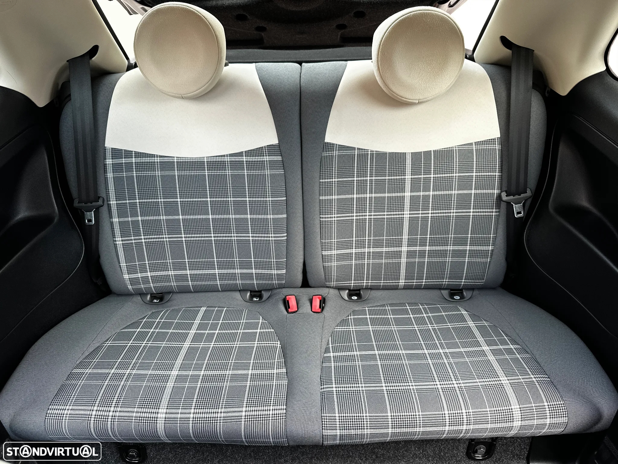 Fiat 500 1.0 Hybrid Lounge - 37