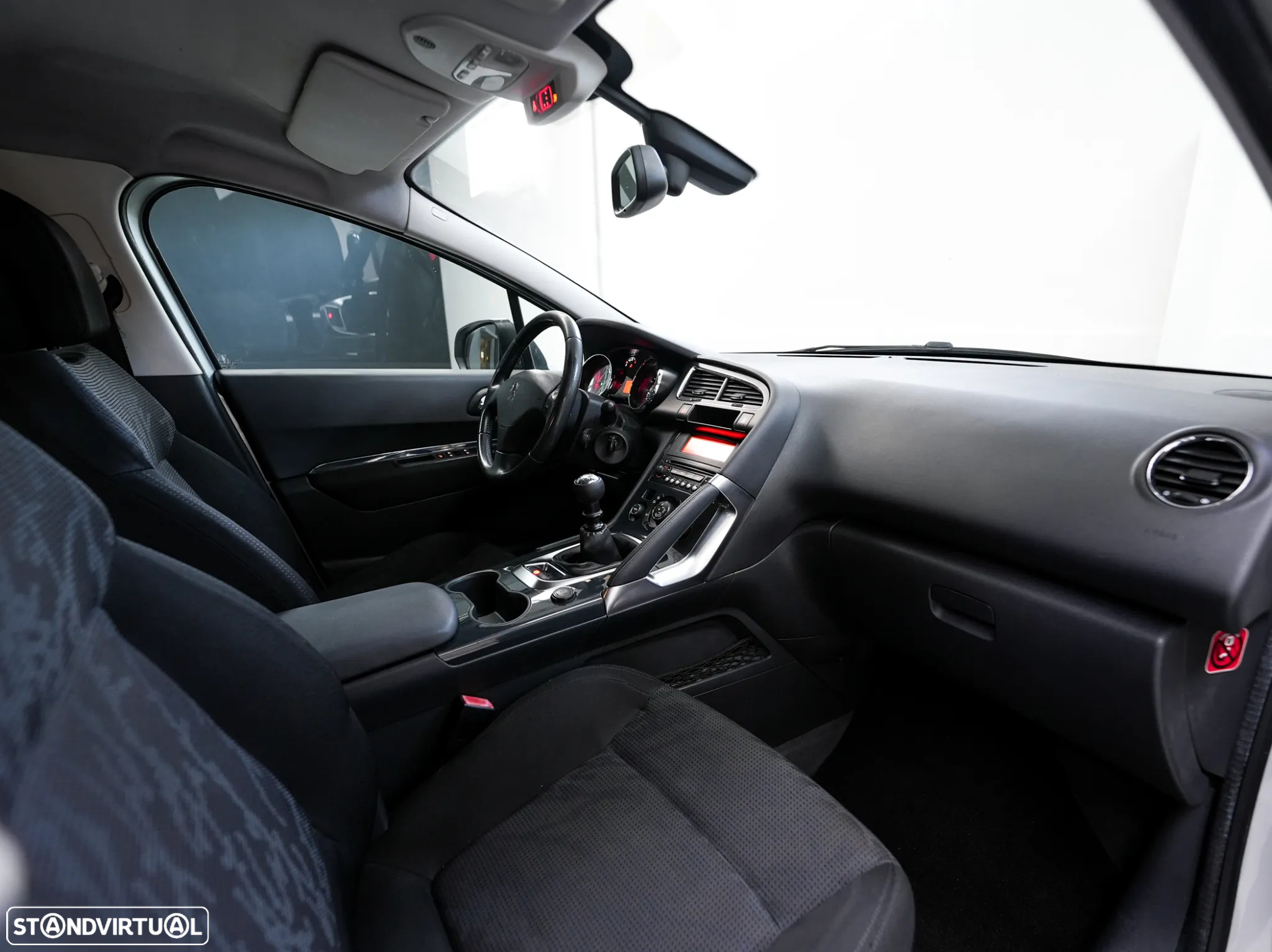 Peugeot 3008 1.6 HDi Sport - 17