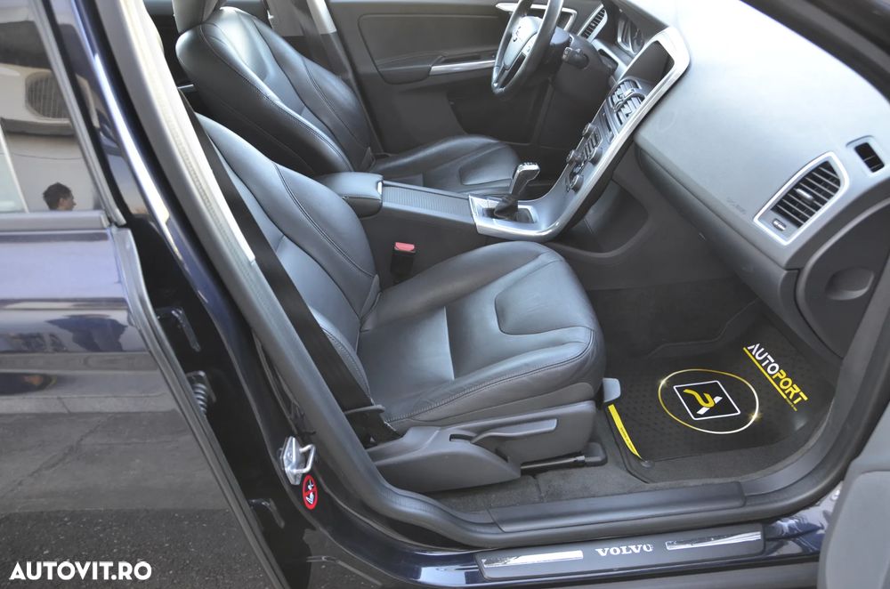 Volvo XC 60 D3 Summum - 14