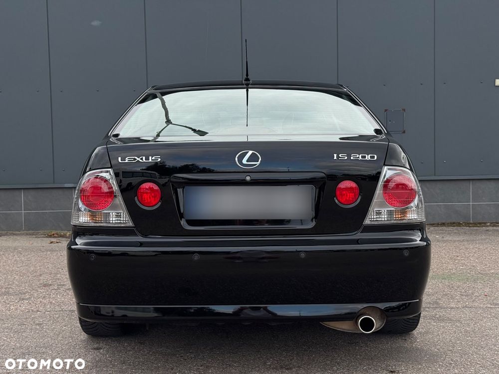 Lexus IS 200 - 12