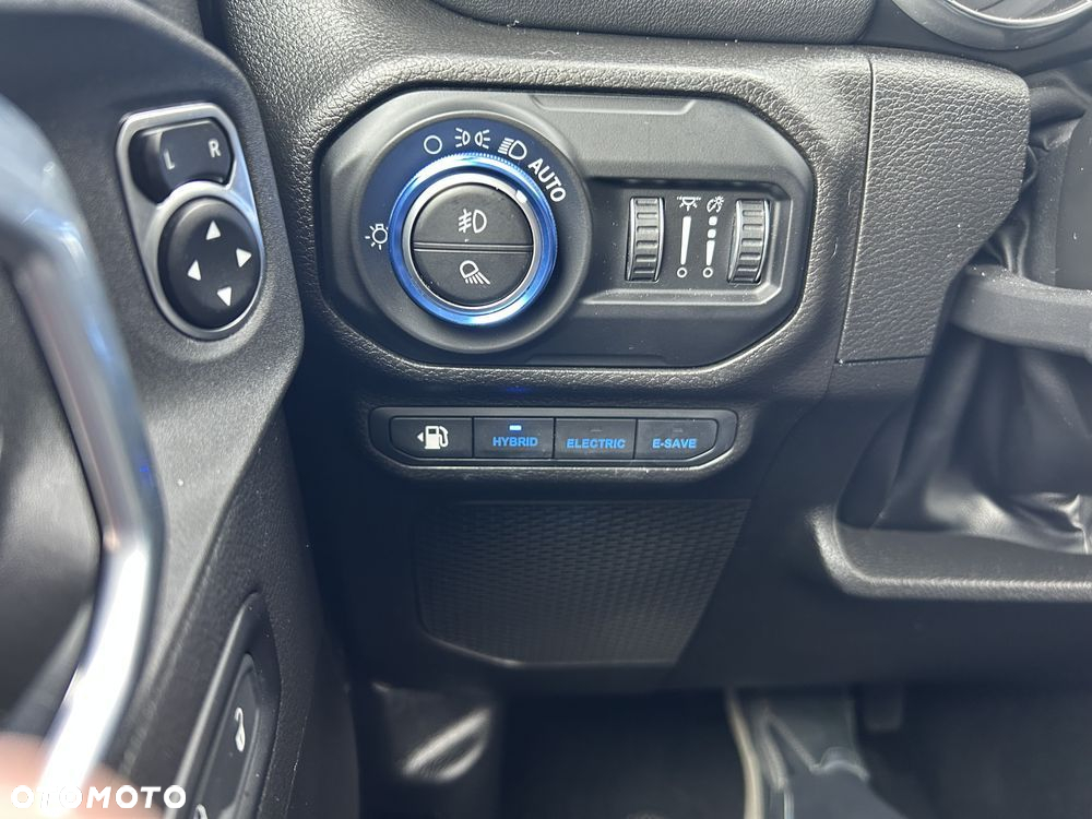 Jeep Wrangler Unlimited GME 2.0 Turbo Sahara - 18