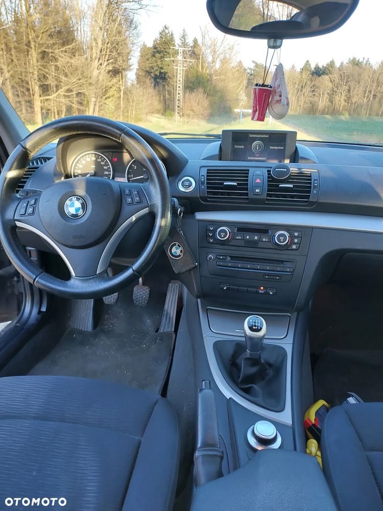 BMW Seria 1 - 10