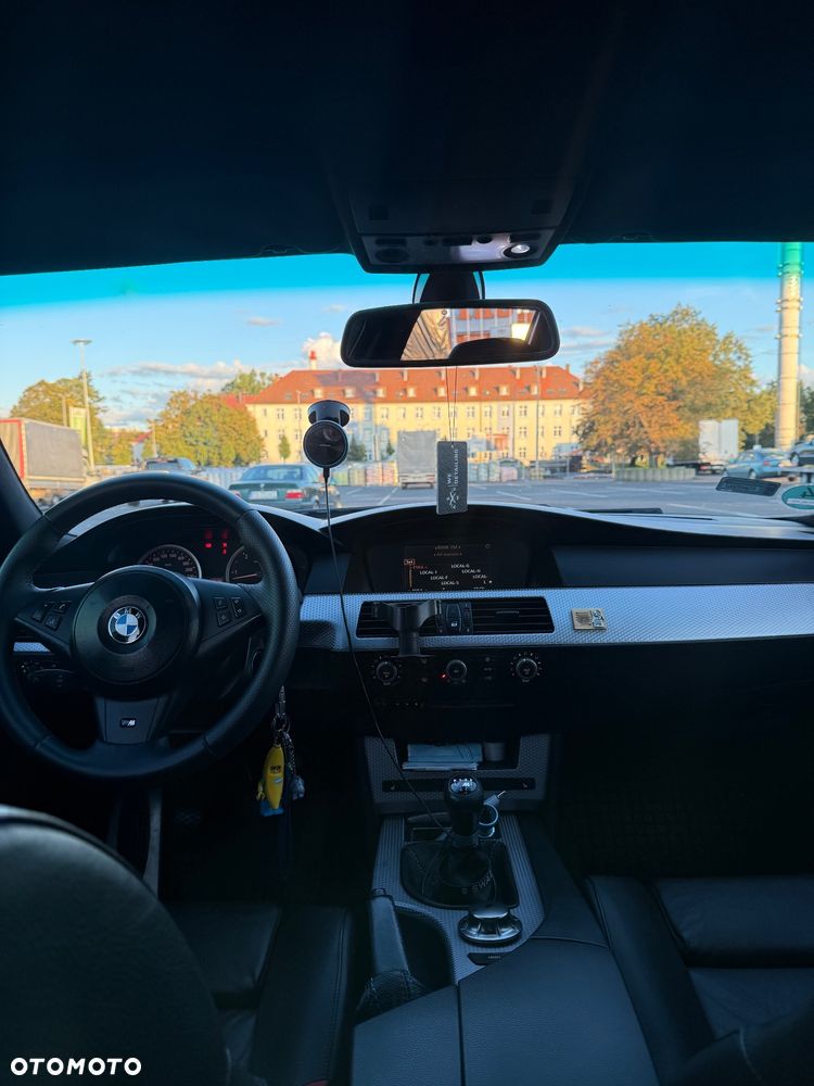 BMW Seria 5 530d - 23