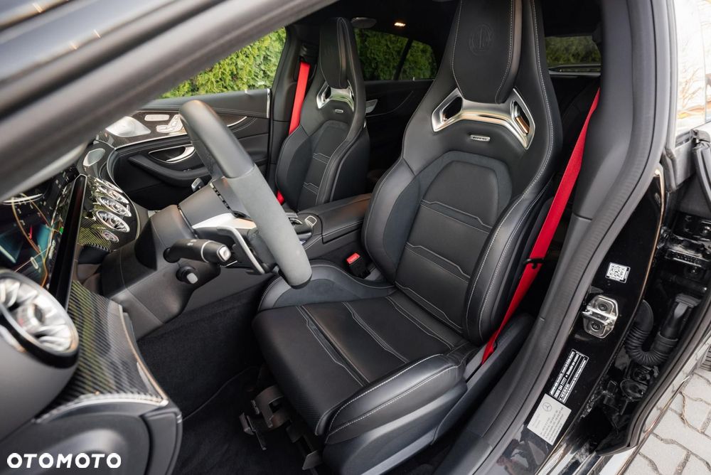 Mercedes-Benz AMG GT - 12