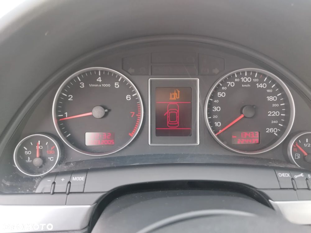 Audi A4 Avant 1.6 - 9