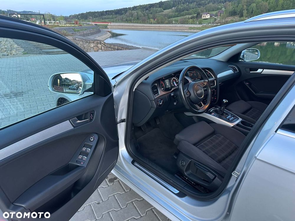 Audi A4 Avant 2.0 TDI DPF quattro Attraction - 11
