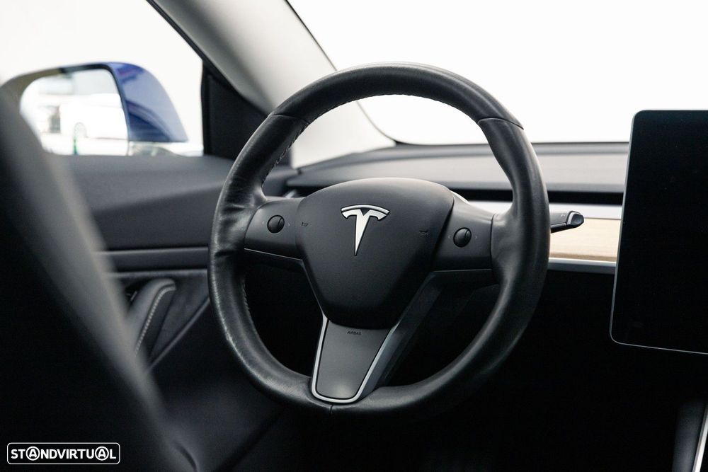Tesla Model 3 Standard RWD Plus - 20