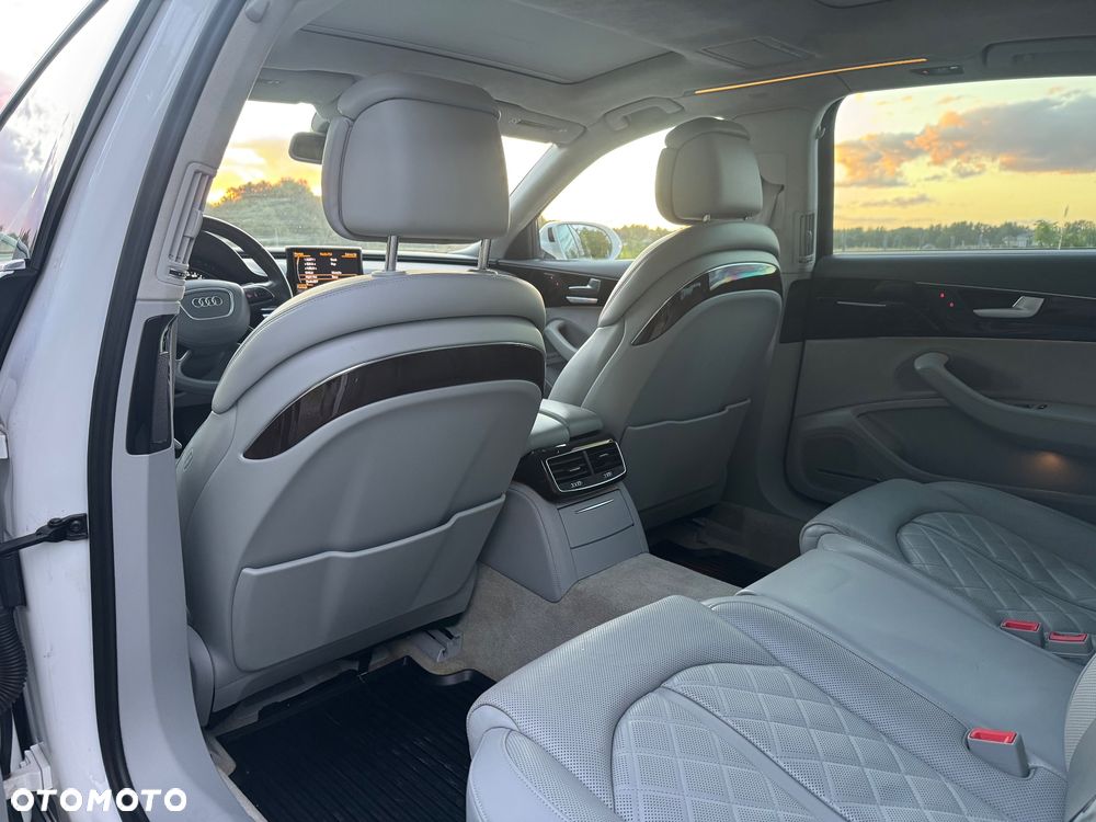 Audi A8 3.0 TFSI L Quattro - 32