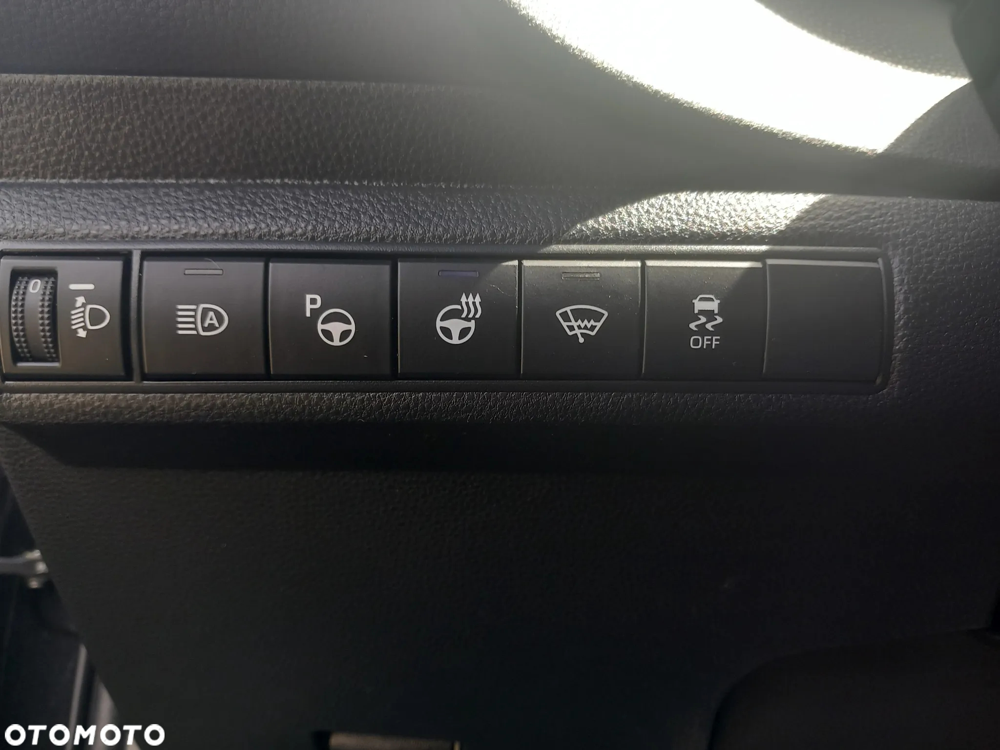 Toyota Corolla - 15