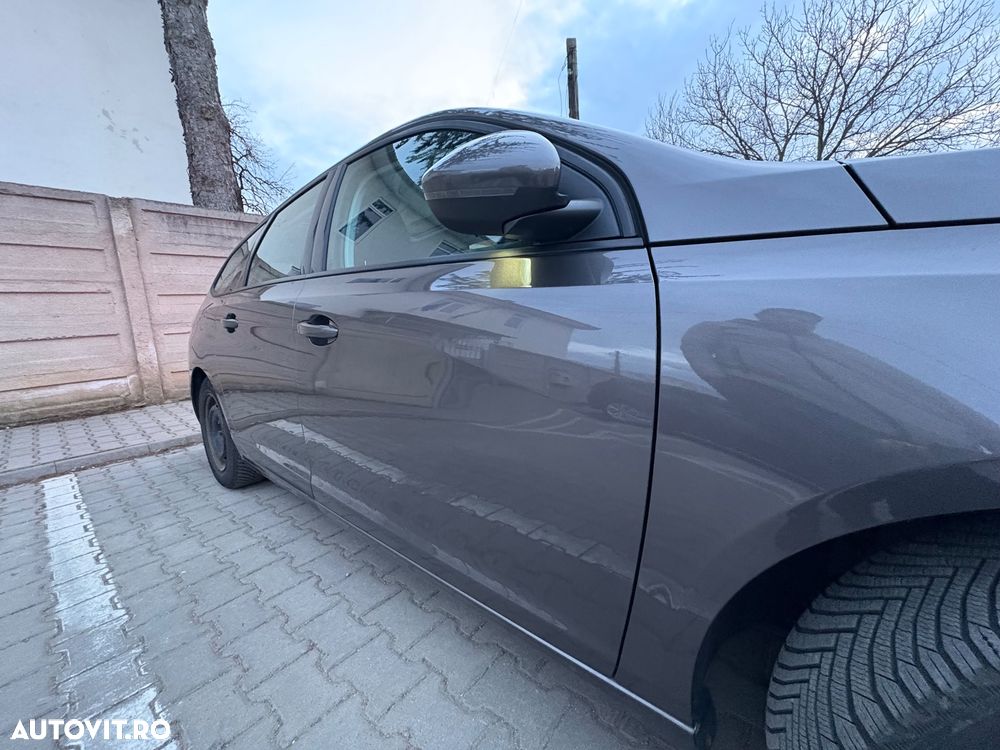 Peugeot 308 1.2 L PureTech Turbo Allure - 14
