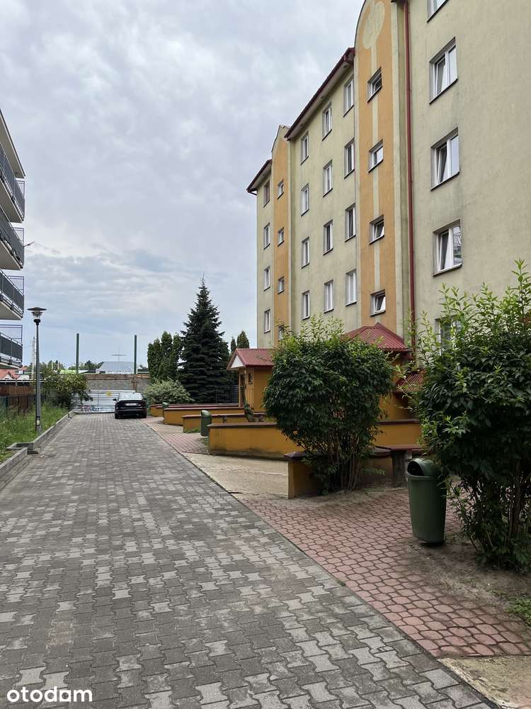 Mieszkanie z balkonem w bloku na sprzedaż
