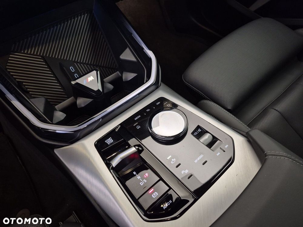 BMW X3 xM50 mHEV - 17