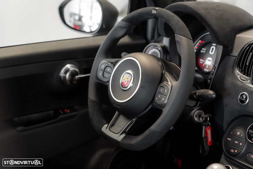 Abarth 695 1.4 T-Jet 75 Anniversário - 22