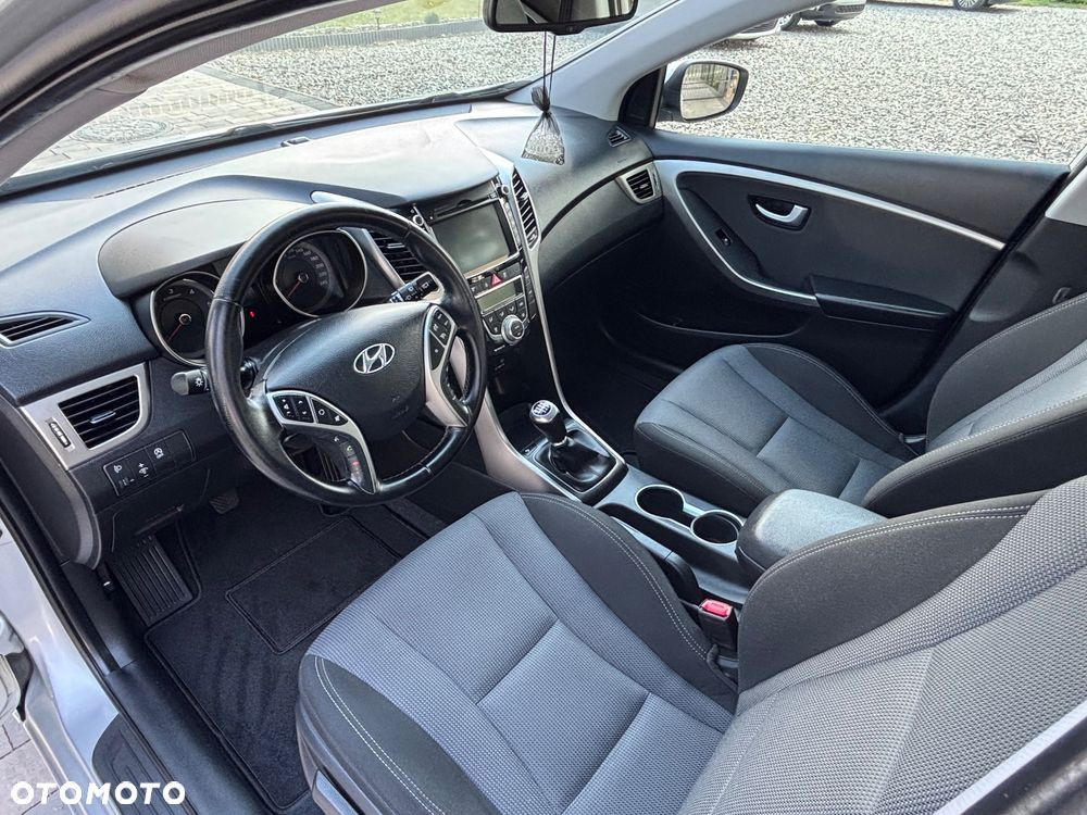 Hyundai i30 1.6 CRDi Premium - 25