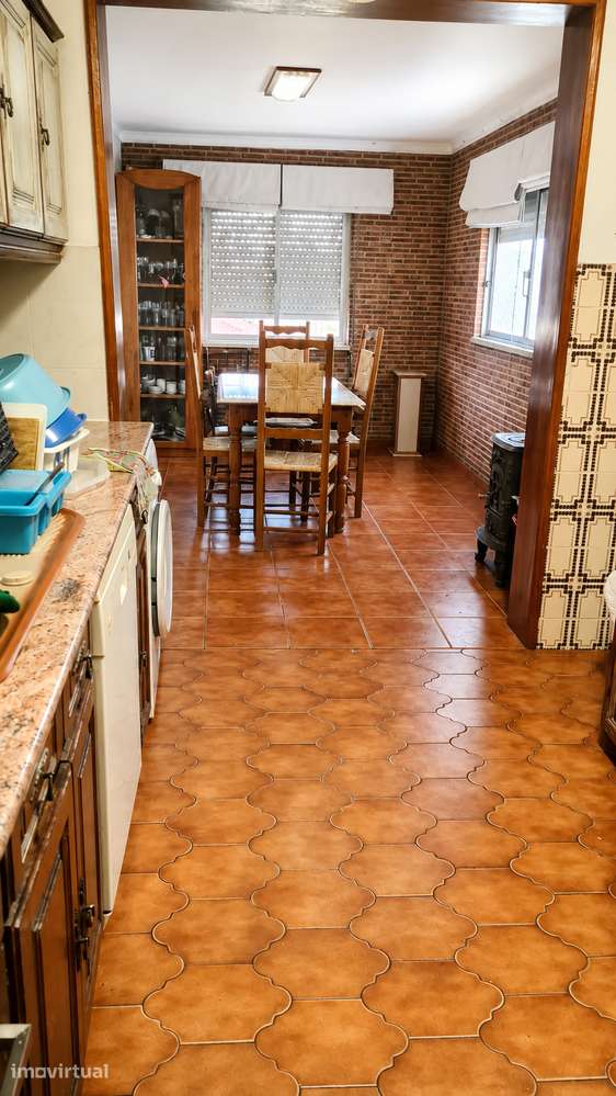 Apartamento T4 com garagem e jardim em Vendas Novas - Grande imagem: 4/9