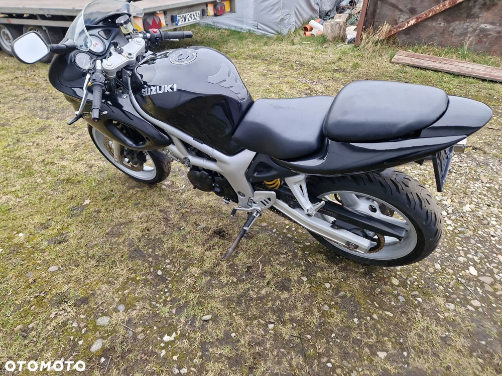 Suzuki SV - 6