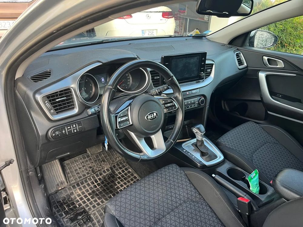 Kia Ceed 1.6 CRDi mHEV L DCT - 5