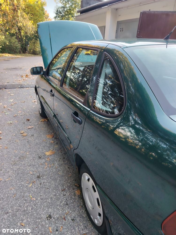 Volkswagen Polo - 5