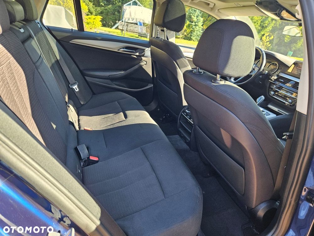 BMW Seria 5 - 21