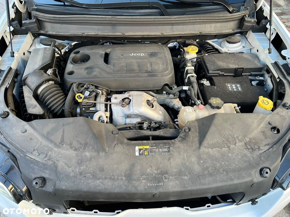 Jeep Cherokee - 13