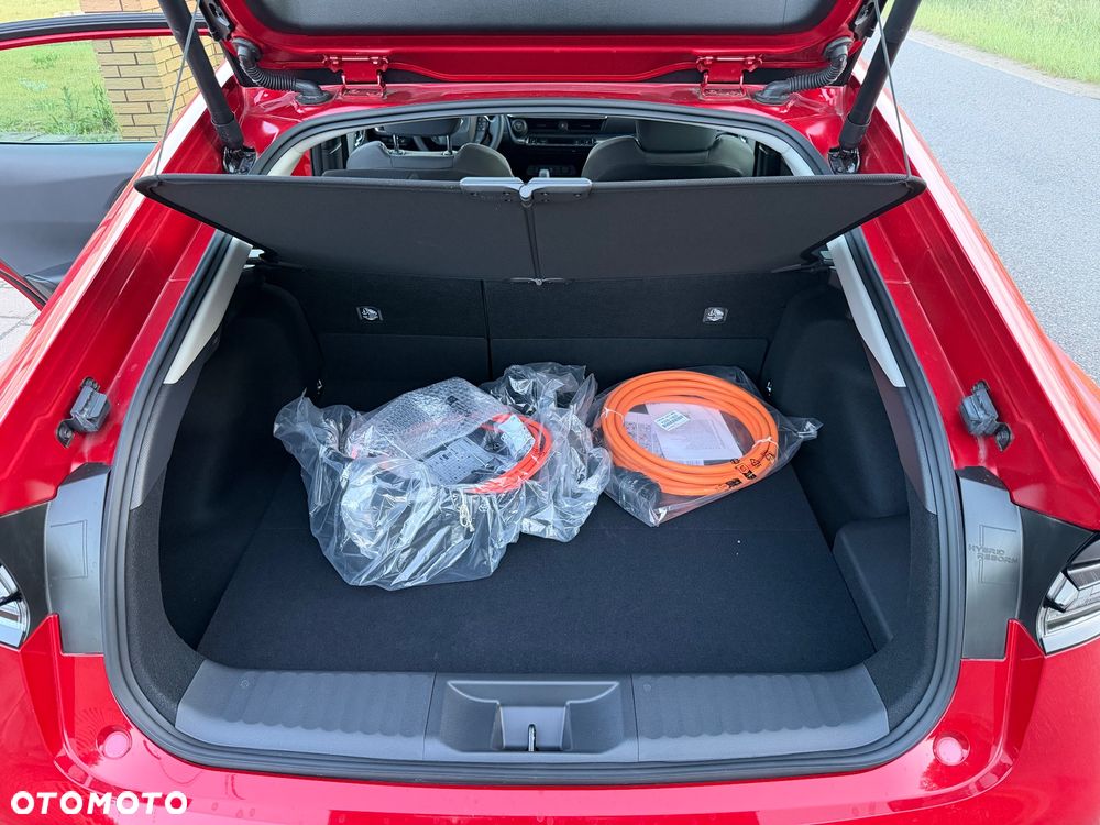 Toyota Prius 2.0 Hybrid Prestige - 14