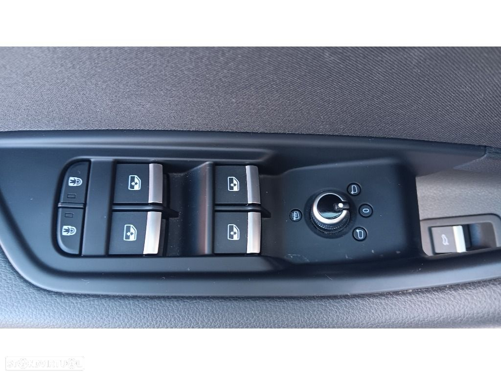 Audi A4 Avant 35 TDI S tronic - 9