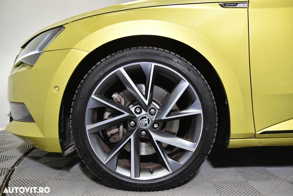 Skoda Superb 2.0 TSI 4X4 DSG Sportline - 10