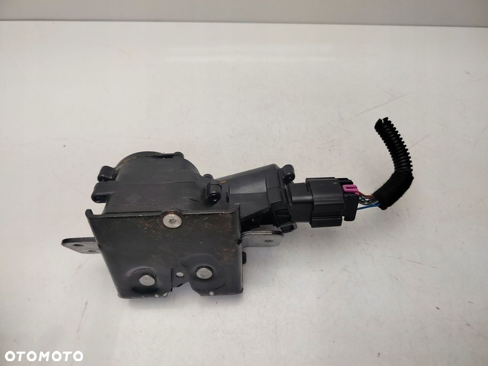 opel insignia a lift 13r- zamek dociąg  klapy bagażnika tył tylny 13581405 - 6