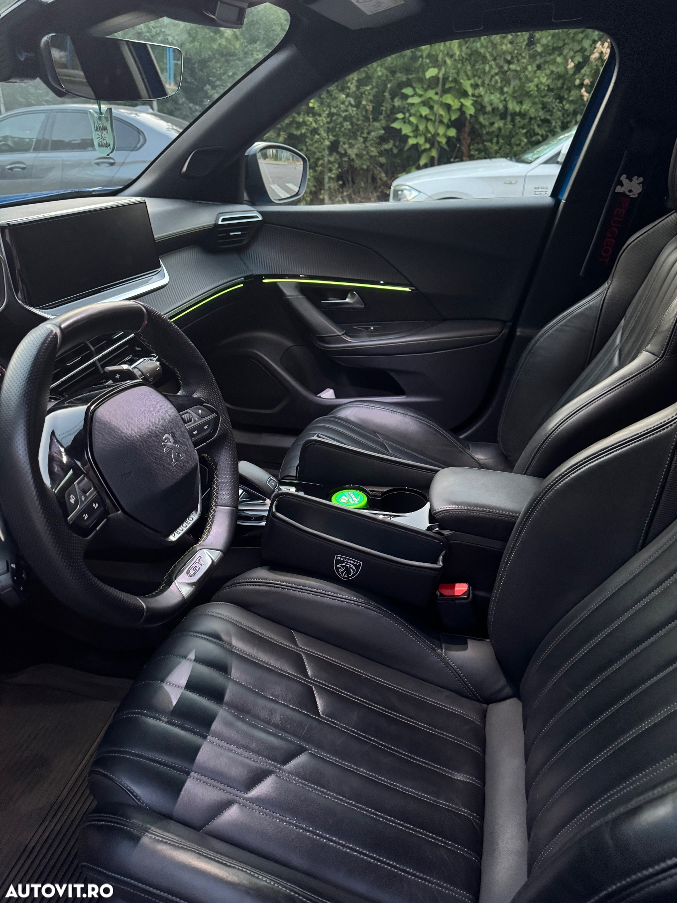Peugeot 2008 1.2 PureTech EAT8 STT GT - 9