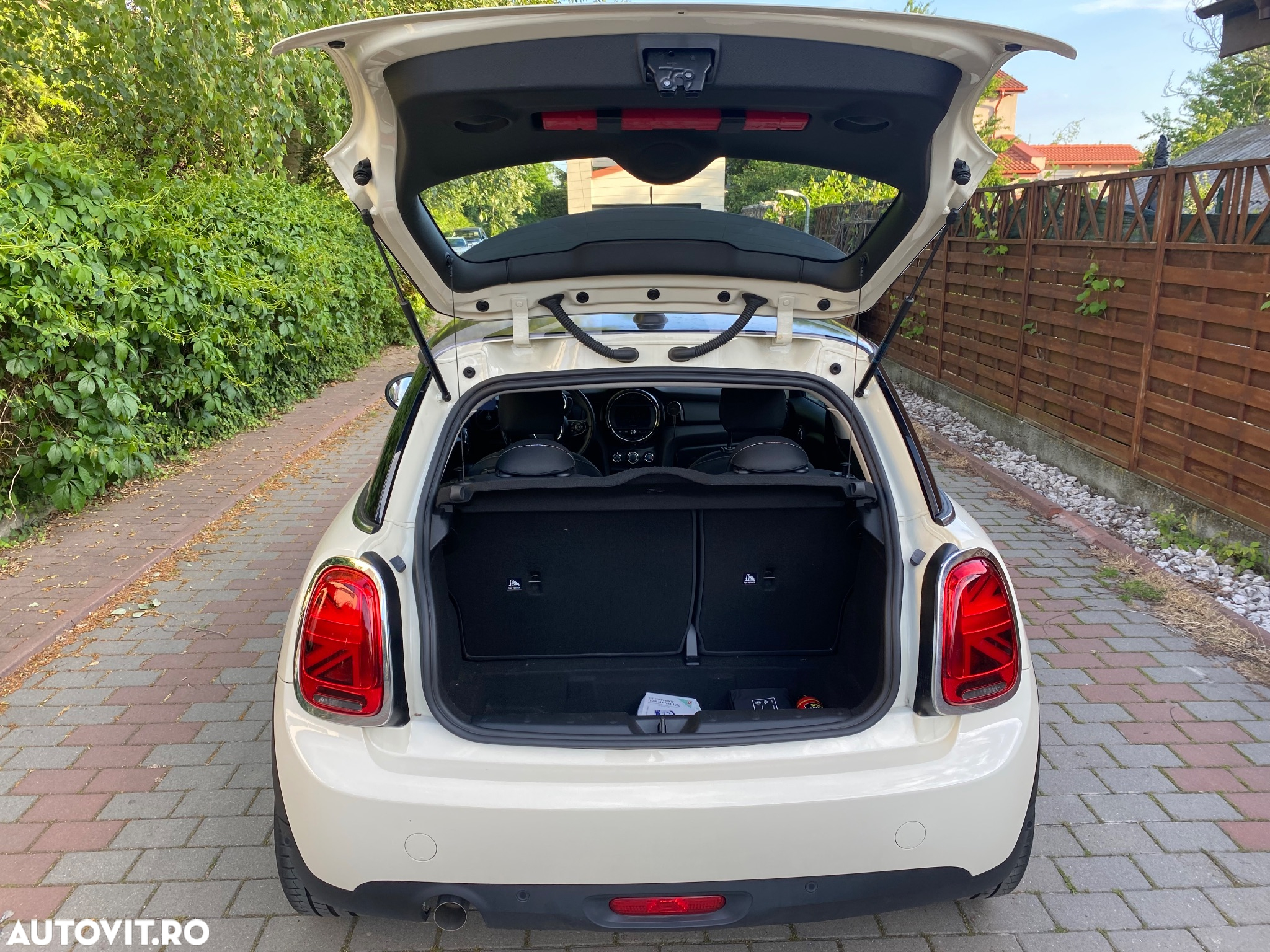 Mini ONE Standard - 17