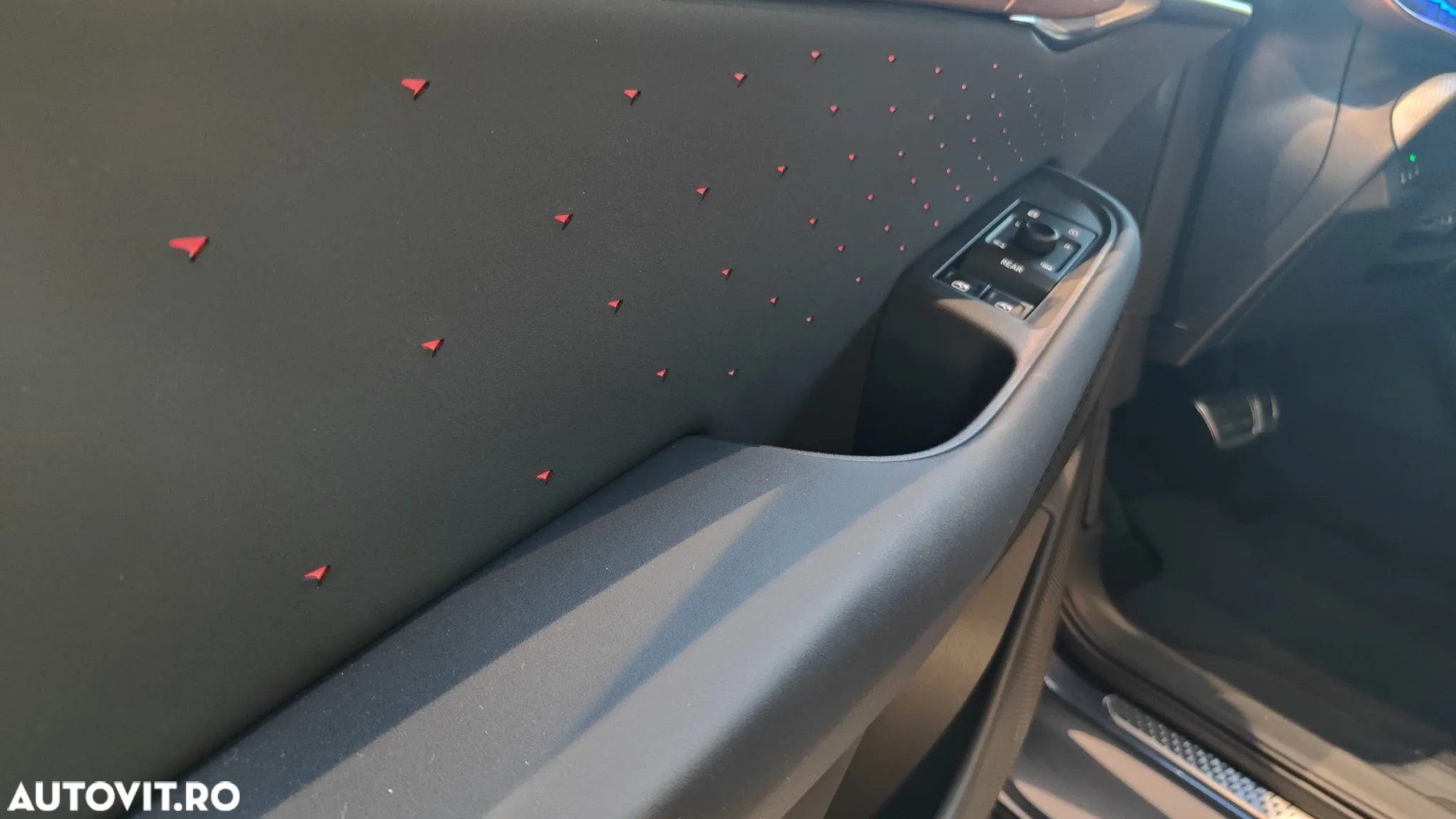 Cupra Tavascan - 7