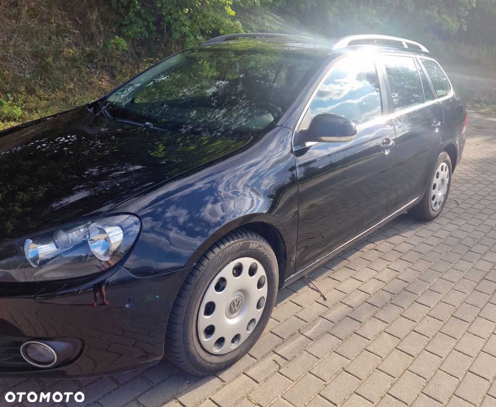 Volkswagen Golf VI 1.6 TDI Comfortline - 23